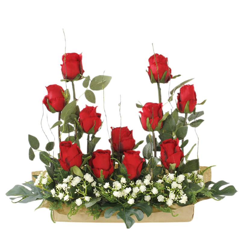 Jardinera de flores artificiales con rosas rojas y paniculata blanca para cementerio